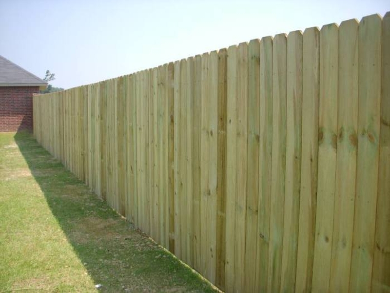 baton-rouge-wood-fence-builder-best-pools-la-003