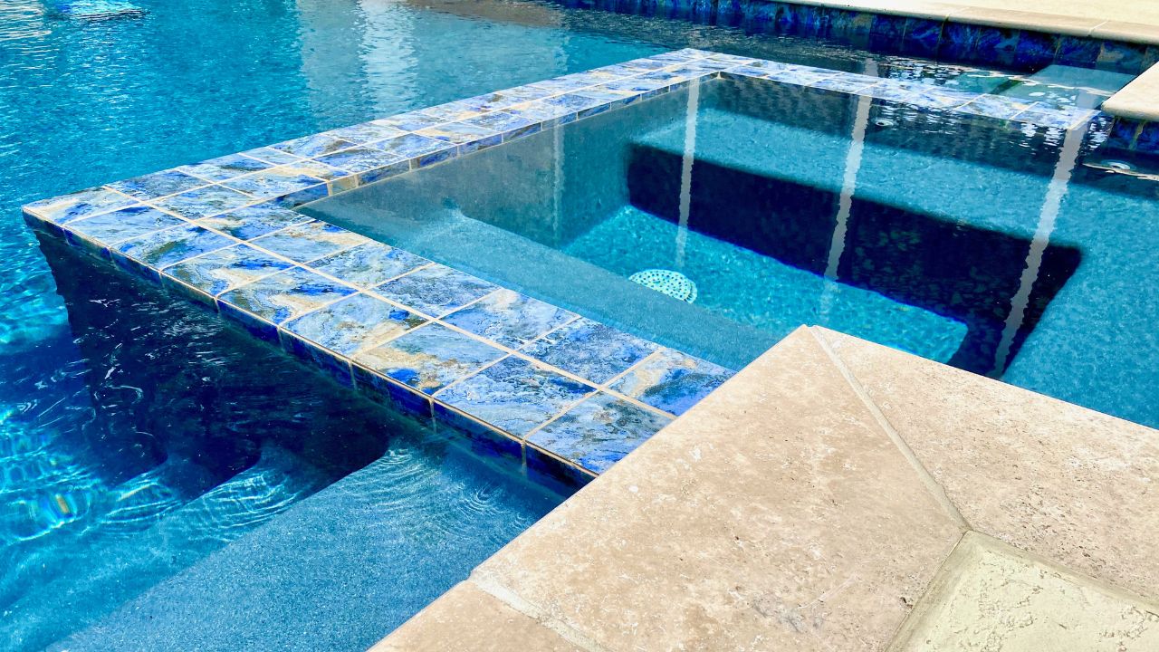 Seven Oaks - Pools in Baton Rouge